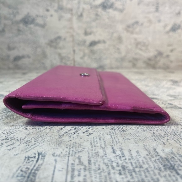 Abas Travel pink leather wallet/organizer and passport cover - Picture 2 of 16